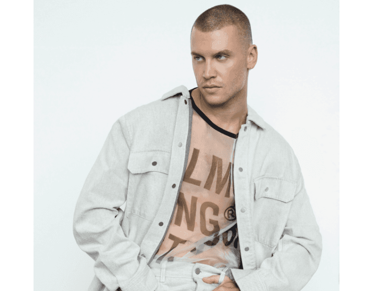 Coreógrafo internacional invitado: BLAKE JOHN WOOD